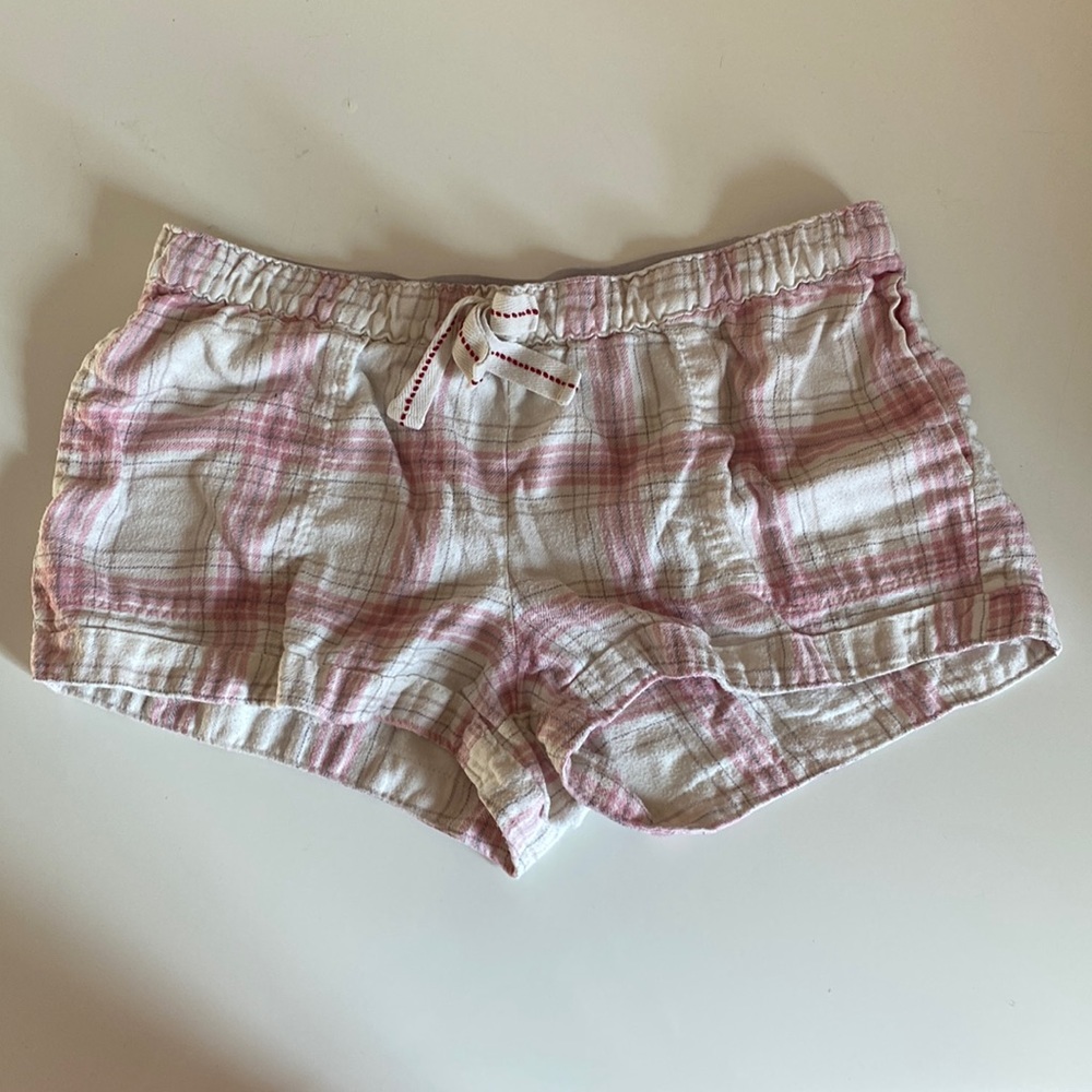 Hollister plaid pajama shorts pink white